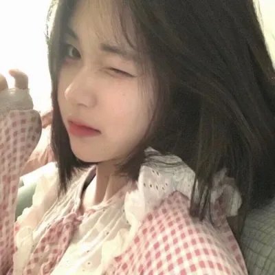 三个扑火的少年